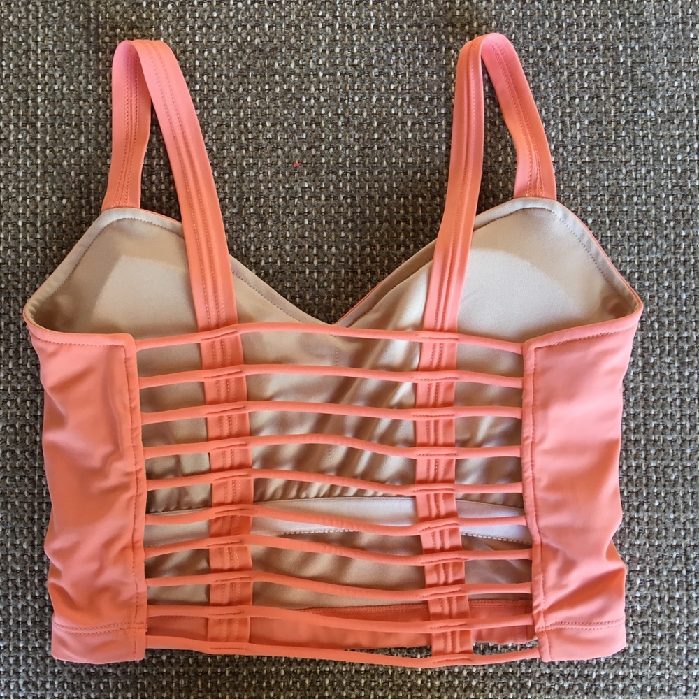 Kortni Jeane Latter-Back Top - Picture 2 of 2